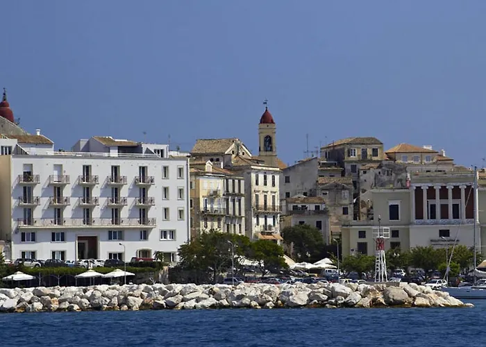 Alluring In With Shared Pool Appartamento