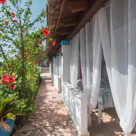 Alluring In With Shared Pool * בניטסס