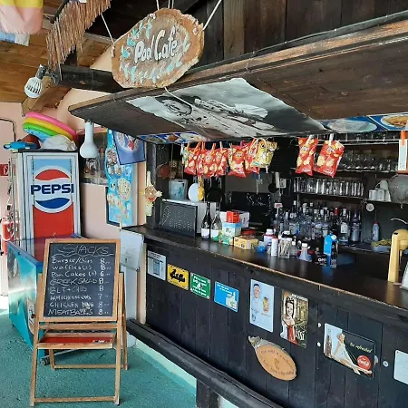 Daire Alluring In With Shared Pool *