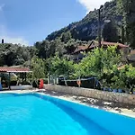 Apartamento Alluring In With Shared Pool *