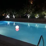 Alluring In With Shared Pool